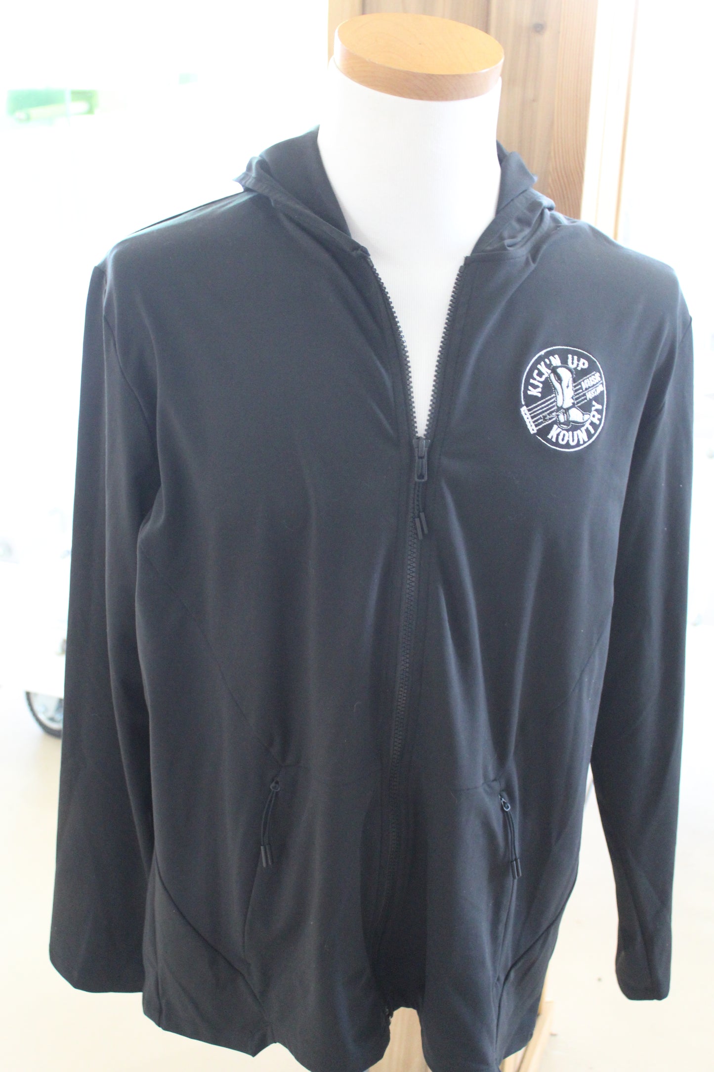 KICK'N UP KOUNTRY ZIP UP HOODED SWEATSHIRT